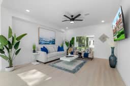 Luxury Modern Comfort in Historic St Augustine - Image 2