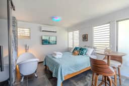 Casa Brisa del Mar – Steps to Montones Beach