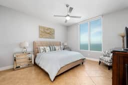 Beachfront Beauty with Amazing Views & Resort Pool - Image 4