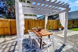 Las Olas Cabana - Close to Beach & Restaurants - Image 5