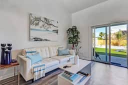 Lux Beach Cabana - Close to Beach & Restaurants - Image 2