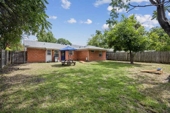 Boho Bungalow Near DFW Airport | Spacious 4BR Home