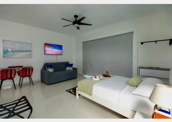 South Beach 301 Luxury by J - Image 4
