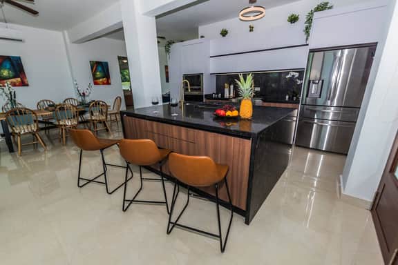 Vista Mar Paraíso – Luxury Pool & Ocean Views - Image 4