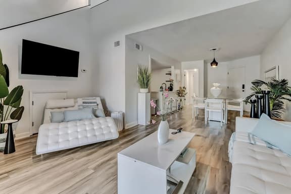 Lux Beach Cabana - Close to Beach & Restaurants