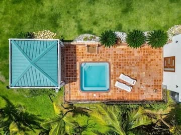 Vista Mar Refugio Romántico - Pool and Views
