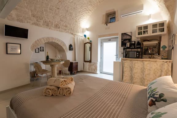 La Casa di Laura - White City Hideaway - Image 1