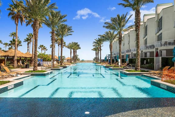 Beachfront Beauty with Amazing Views & Resort Pool - Image 1