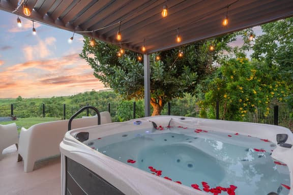 Villa Azure by Dolce Vita Stays - Image 1
